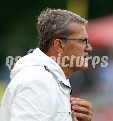 Fussball Regionalliga. SAK gegen VSV. Trainer Gunther Kronsteiner (VSV). Klagenfurt, 9.8.2012.
Foto: Kuess
---
pressefotos, pressefotografie, kuess, qs, qspictures, sport, bild, bilder, bilddatenbank