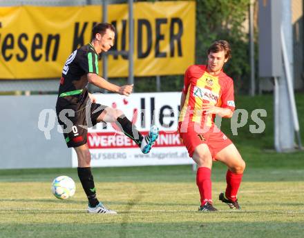 Fussball Kaerntner Liga. ATSV Wolfsberg gegen Rapid Lienz.  Haid Manuel (Wolfsberg), Koefele Markus (Lienz). Wolfsberg, am 15.8.2012.
Foto: Kuess
---
pressefotos, pressefotografie, kuess, qs, qspictures, sport, bild, bilder, bilddatenbank