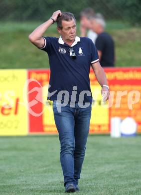 Fussball Kaerntner Liga. ATSV Wolfsberg gegen Rapid Lienz. Trainer Helmut Kirisits (Wolfsberg). Wolfsberg, am 15.8.2012.
Foto: Kuess
---
pressefotos, pressefotografie, kuess, qs, qspictures, sport, bild, bilder, bilddatenbank