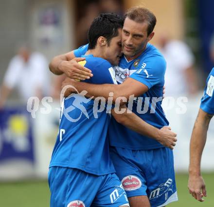 Fussball Regionalliga. SAK gegen VSV. Torjubel Denis Curic, Marco reich  (VSV). Klagenfurt, 9.8.2012.
Foto: Kuess
---
pressefotos, pressefotografie, kuess, qs, qspictures, sport, bild, bilder, bilddatenbank