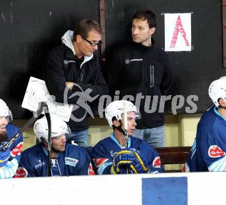 Eishockey. Rudi Hiti Turnier. VSV gegen Stavanger Oilers (Norwegen). Marc Brown, Hannu Jaervenpaeae (VSV). Bled, 17.8.2012
Foto: Kuess
---
pressefotos, pressefotografie, kuess, qs, qspictures, sport, bild, bilder, bilddatenbank