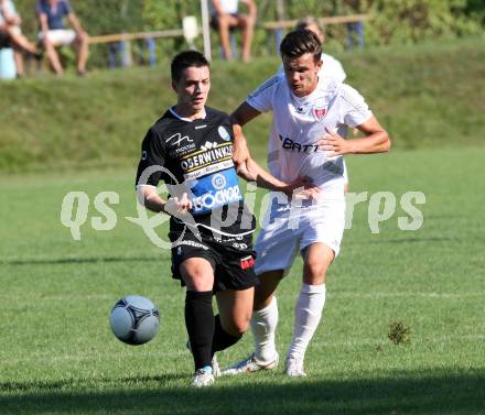 Fussball. Kaerntner Liga.  Atus Ferlach gegen Lendorf. Alic Salih (Ferlach), Mataln Julian (Lendorf). Ferlach, 18.8.2012.
Foto: Kuess
---
pressefotos, pressefotografie, kuess, qs, qspictures, sport, bild, bilder, bilddatenbank