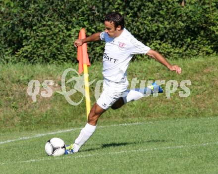 Fussball. Kaerntner Liga.  Atus Ferlach gegen Lendorf. Golautschnig Ernst (Ferlach). Ferlach, 18.8.2012.
Foto: Kuess
---
pressefotos, pressefotografie, kuess, qs, qspictures, sport, bild, bilder, bilddatenbank