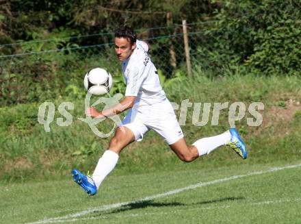 Fussball. Kaerntner Liga.  Atus Ferlach gegen Lendorf. Golautschnig Ernst (Ferlach). Ferlach, 18.8.2012.
Foto: Kuess
---
pressefotos, pressefotografie, kuess, qs, qspictures, sport, bild, bilder, bilddatenbank