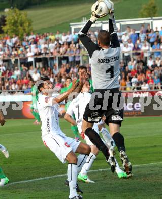 Fussball. Bundesliga. RZ Pellets WAC gegen SV Mattersburg. Solano,  (WAC), Thomas Borenitsch (Mattersburg). Wolfsberg, 18.8.2012.
Foto: Kuess

---
pressefotos, pressefotografie, kuess, qs, qspictures, sport, bild, bilder, bilddatenbank