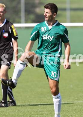 Fussball Kaerntner Liga. Welzenegg gegen Steinfeld.  Selvad Kujovic(Steinfeld). Welzenegg, am 19.8.2012.
Foto: Kuess
---
pressefotos, pressefotografie, kuess, qs, qspictures, sport, bild, bilder, bilddatenbank