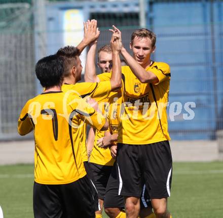 Fussball Kaerntner Liga. Welzenegg gegen Steinfeld. Torjubel  Christian Gomernik (Welzenegg). Welzenegg, am 19.8.2012.
Foto: Kuess
---
pressefotos, pressefotografie, kuess, qs, qspictures, sport, bild, bilder, bilddatenbank