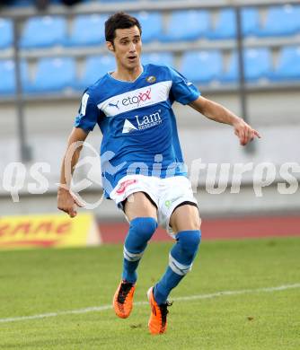 Fussball. Regionalliga. VSV gegen St. Florian. Denis Curic (VSV). Villach, 17.8.2012.
Foto: Kuess
---
pressefotos, pressefotografie, kuess, qs, qspictures, sport, bild, bilder, bilddatenbank