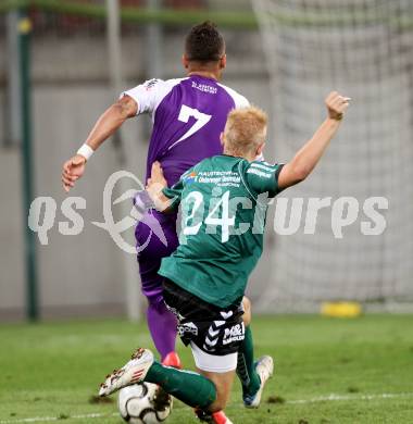 Fussball Regionalliga. SK Austria Klagenfurt gegen Feldkirchen. Marco Sahanek, (Austria),  Patrick Fleiss  (Feldkirchen). Klagenfurt, am 21.8.2012.
Foto: Kuess
---
pressefotos, pressefotografie, kuess, qs, qspictures, sport, bild, bilder, bilddatenbank