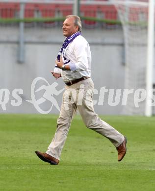 Fussball Regionalliga. SK Austria Klagenfurt gegen Feldkirchen. Stadtrat Albert Gunzer. Klagenfurt, am 21.8.2012.
Foto: Kuess
---
pressefotos, pressefotografie, kuess, qs, qspictures, sport, bild, bilder, bilddatenbank