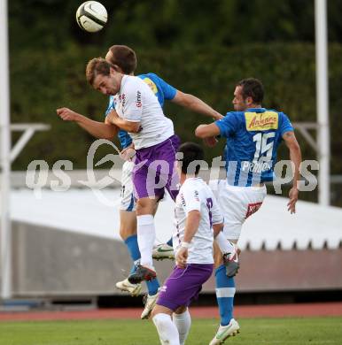 Fussball Regionalliga. VSV gegen SK Austria Klagenfurt. Christian Prawda,  (VSV). Marc Sand (Austria Klagenfurt). Villach, 24.8.2012.
Foto: Kuess
---
pressefotos, pressefotografie, kuess, qs, qspictures, sport, bild, bilder, bilddatenbank