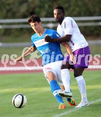 Fussball Regionalliga. VSV gegen SK Austria Klagenfurt. Andreas Dlobst,  (VSV). Christian Makanda Mpaka (Austria Klagenfurt). Villach, 24.8.2012.
Foto: Kuess
---
pressefotos, pressefotografie, kuess, qs, qspictures, sport, bild, bilder, bilddatenbank