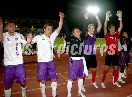 Fussball Regionalliga. VSV gegen SK Austria Klagenfurt. Jubel Austria. Villach, 24.8.2012.
Foto: Kuess
---
pressefotos, pressefotografie, kuess, qs, qspictures, sport, bild, bilder, bilddatenbank