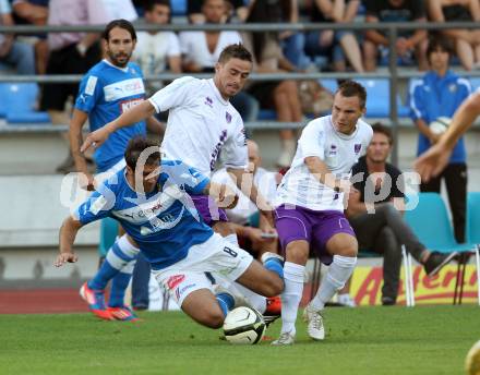 Fussball Regionalliga. VSV gegen SK Austria Klagenfurt. Mario Steiner,  (VSV). Grega Triplat, Christoph Mattes (Austria Klagenfurt). Villach, 24.8.2012.
Foto: Kuess
---
pressefotos, pressefotografie, kuess, qs, qspictures, sport, bild, bilder, bilddatenbank