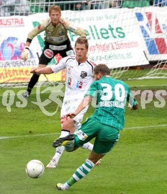 Fussball. Bundesliga. RZ Pellets WAC gegen Rapid Wien. Christian Dobnik, Christian Thonhofer, (WAC), Guido Burgstaller  (Rapid). Wolfsberg, 26.8.2012.
Foto: Kuess

---
pressefotos, pressefotografie, kuess, qs, qspictures, sport, bild, bilder, bilddatenbank