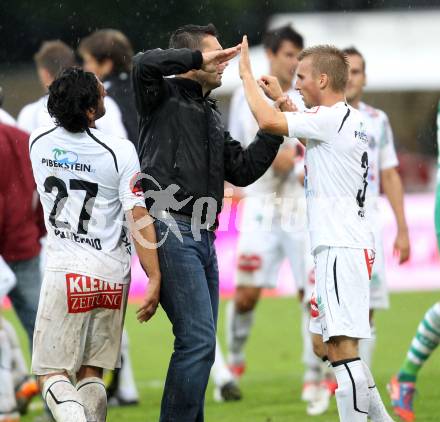 Fussball. Bundesliga. RZ Pellets WAC gegen Rapid Wien.  Jubel Trainer Nenad Bjelica, Manuel Kerhe. Wolfsberg, 26.8.2012.
Foto: Kuess

---
pressefotos, pressefotografie, kuess, qs, qspictures, sport, bild, bilder, bilddatenbank