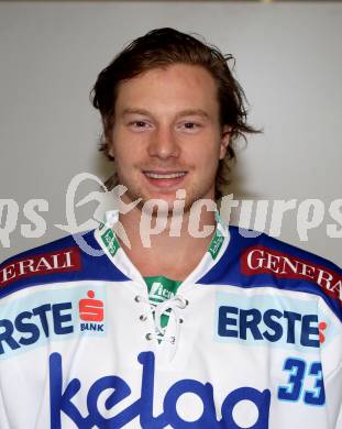 EBEL Eishockey Bundesliga. VSV. Mannschaftsfototermin. Portrait. Andreas Wiedergut. Villach, 28.8.2012.
Foto: Kuess
---
pressefotos, pressefotografie, kuess, qs, qspictures, sport, bild, bilder, bilddatenbank