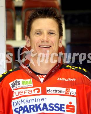 EBEL Eishockey Bundesliga. KAC. Mannschaftsfototermin. Portrait. Furey Kirk. Klagenfurt, 28.8.2012.
Foto: Kuess
---
pressefotos, pressefotografie, kuess, qs, qspictures, sport, bild, bilder, bilddatenbank