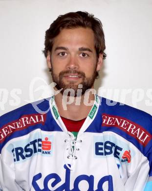 EBEL Eishockey Bundesliga. VSV. Mannschaftsfototermin. Portrait. Brad Cole. Villach, 28.8.2012.
Foto: Kuess
---
pressefotos, pressefotografie, kuess, qs, qspictures, sport, bild, bilder, bilddatenbank