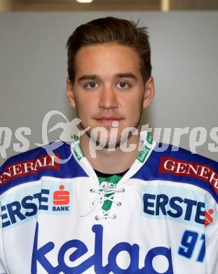 EBEL Eishockey Bundesliga. VSV. Mannschaftsfototermin. Portrait. Nikolaus Hartl. Villach, 28.8.2012.
Foto: Kuess
---
pressefotos, pressefotografie, kuess, qs, qspictures, sport, bild, bilder, bilddatenbank