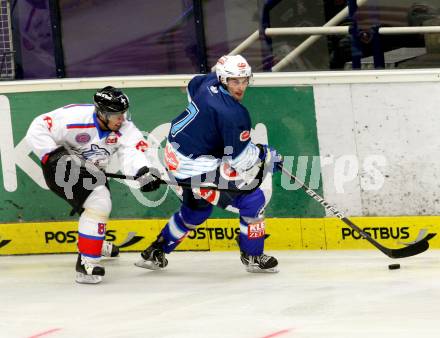 EBEL. Testspiel. EC VSV gegen Thomas Sabo Ice Tigers. Klemen Pretnar,  (VSV), Dusan Frosch (Ice Tigers). Villach, am 30.8.2012.
Foto: Kuess 


---
pressefotos, pressefotografie, kuess, qs, qspictures, sport, bild, bilder, bilddatenbank