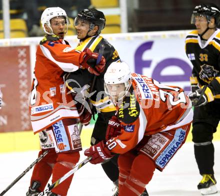 Eishockey Testspiel. KAC gegen HC Lugano. Thomas Koch, John Lammers (KAC). Klagenfurt, 30.8.2012
Foto: Kuess 

---
pressefotos, pressefotografie, kuess, qs, qspictures, sport, bild, bilder, bilddatenbank