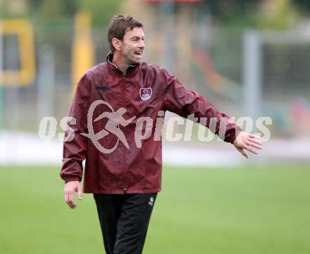 Fussball. Training. SK Austria Klagenfurt. Trainer Bruno Friesenbichler. Klagenfurt, 31.8.2012.
Foto: kuess
---
pressefotos, pressefotografie, kuess, qs, qspictures, sport, bild, bilder, bilddatenbank