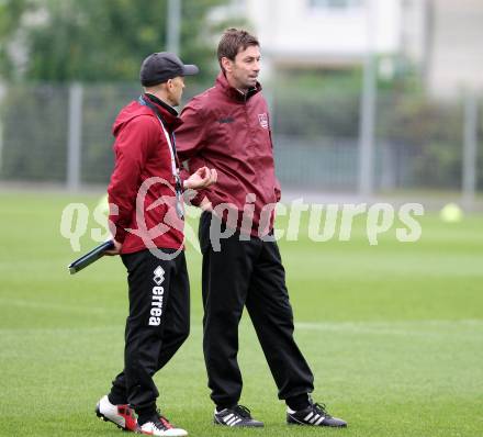 Fussball. Training. SK Austria Klagenfurt. Trainer Bruno Friesenbichler, Co-Trainer Guenther Gorenzel. Klagenfurt, 31.8.2012.
Foto: kuess
---
pressefotos, pressefotografie, kuess, qs, qspictures, sport, bild, bilder, bilddatenbank