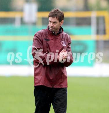 Fussball. Training. SK Austria Klagenfurt. Trainer Bruno Friesenbichler. Klagenfurt, 31.8.2012.
Foto: kuess
---
pressefotos, pressefotografie, kuess, qs, qspictures, sport, bild, bilder, bilddatenbank