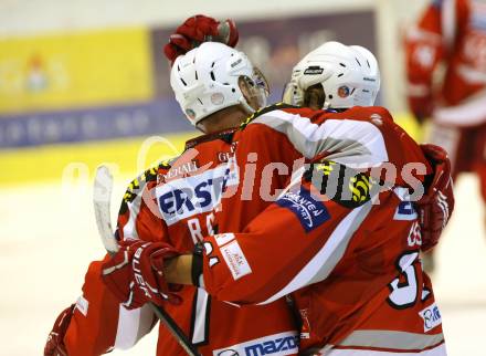 EBEL. Testspiel. EC KAC gegen Augsburg Panthers.  Jubel Herbert Ratz, Isopp Maximilian (KAC). Klagenfurt, am 1.9.2012.
Foto: Kuess 


---
pressefotos, pressefotografie, kuess, qs, qspictures, sport, bild, bilder, bilddatenbank