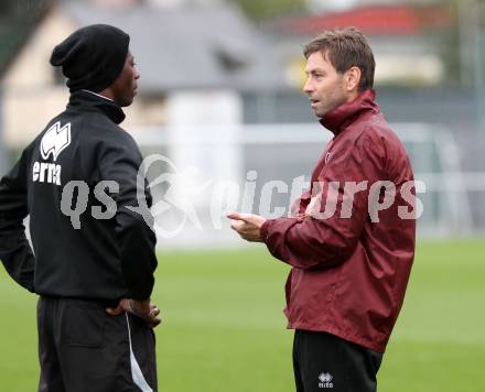 Fussball. Training. SK Austria Klagenfurt. Trainer Bruno Friesenbichler. Klagenfurt, 31.8.2012.
Foto: kuess
---
pressefotos, pressefotografie, kuess, qs, qspictures, sport, bild, bilder, bilddatenbank