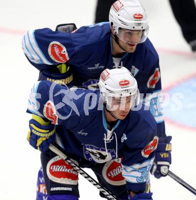 EBEL. Testspiel. EC VSV gegen Augsburg Panthers. Marco Pewal, Mario Altmann (VSV). Villach, am 31.8.2012.
Foto: Kuess 


---
pressefotos, pressefotografie, kuess, qs, qspictures, sport, bild, bilder, bilddatenbank