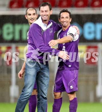 Fussball Regionalliga. SK Austria Klagenfurt gegen GAK. Jubel Trainer Bruno Friesenbichler, Matthias Dollinger (Klagenfurt). Klagenfurt, 1.9.2012.
Foto: kuess
---
pressefotos, pressefotografie, kuess, qs, qspictures, sport, bild, bilder, bilddatenbank