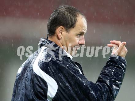 Fussball Regionalliga. SK Austria Klagenfurt gegen GAK. Trainer Ante Simundza (GAK). Klagenfurt, 1.9.2012.
Foto: kuess
---
pressefotos, pressefotografie, kuess, qs, qspictures, sport, bild, bilder, bilddatenbank