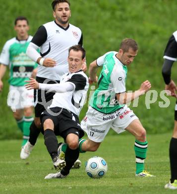 Fussball Kaerntner Liga. Maria Saal gegen Lendorf.  Martin Rauter Rauter,  (Maria Saal), Hannes De Zordo (Lendorf). Maria Saal, am 1.9.2012.
Foto: Kuess
---
pressefotos, pressefotografie, kuess, qs, qspictures, sport, bild, bilder, bilddatenbank