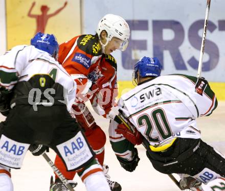 EBEL. Testspiel. EC KAC gegen Augsburg Panthers.  Patrick Harand,(KAC),   Patrick Seifert, Robert Brown  (Augsburg). Klagenfurt, am 1.9.2012.
Foto: Kuess 


---
pressefotos, pressefotografie, kuess, qs, qspictures, sport, bild, bilder, bilddatenbank