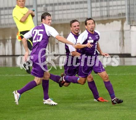 Fussball Regionalliga. SK Austria Klagenfurt gegen GAK. Torjubel Matthias Dollinger, Stefan Erkinger, Grega Triplat (Klagenfurt). Klagenfurt, 1.9.2012.
Foto: kuess
---
pressefotos, pressefotografie, kuess, qs, qspictures, sport, bild, bilder, bilddatenbank