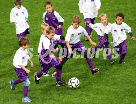 Nachwuchs SK Austria KLagenfurt U8 gegen U9. Klagenfurt, 1.9.2012.
Foto: Kuess
---
pressefotos, pressefotografie, kuess, qs, qspictures, sport, bild, bilder, bilddatenbank