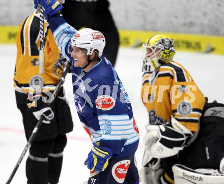 EBEL. Testspiel. EC VSV gegen HC Lugano. Torjubel Daniel Nageler (VSV). Villach, am 2.9..2012.
Foto: Kuess 


---
pressefotos, pressefotografie, kuess, qs, qspictures, sport, bild, bilder, bilddatenbank