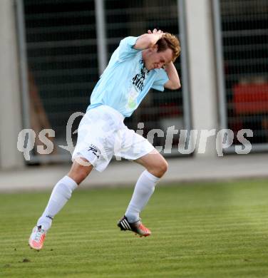 Fussball. Kaerntner Liga. St. Veit/Glan gegen WAC Amateure. Krassnitzer Daniel (St. Veit). St. Veit, 7.9.2012.
Foto: Kuess
---
pressefotos, pressefotografie, kuess, qs, qspictures, sport, bild, bilder, bilddatenbank