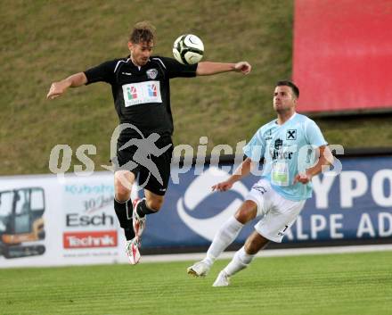 Fussball. Kaerntner Liga. St. Veit/Glan gegen WAC Amateure. Riesser Manuel (St. Veit), Cemernjak Christoph (WAC). St. Veit, 7.9.2012.
Foto: Kuess
---
pressefotos, pressefotografie, kuess, qs, qspictures, sport, bild, bilder, bilddatenbank