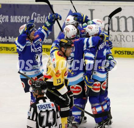 EBEL. Eishockey Bundesligal. EC VSV gegen UPC Vienna Capitals. Torjubel (VSV). Villach, am 14.9.2012.
Foto: Kuess 


---
pressefotos, pressefotografie, kuess, qs, qspictures, sport, bild, bilder, bilddatenbank