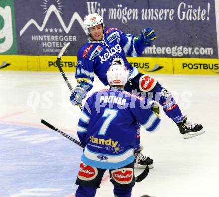 EBEL. Eishockey Bundesligal. EC VSV gegen UPC Vienna Capitals. Torjubel Derek Ryan, Klemen Pretnar (VSV). Villach, am 14.9.2012.
Foto: Kuess 


---
pressefotos, pressefotografie, kuess, qs, qspictures, sport, bild, bilder, bilddatenbank