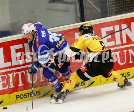 EBEL. Eishockey Bundesligal. EC VSV gegen UPC Vienna Capitals. marco Pewal, (VSV), Tony Romano  (Caps). Villach, am 14.9.2012.
Foto: Kuess 


---
pressefotos, pressefotografie, kuess, qs, qspictures, sport, bild, bilder, bilddatenbank