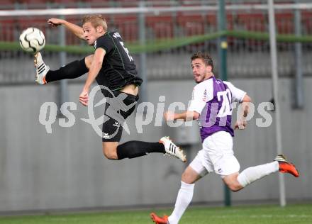 Fussball Regionalliga. SK Austria Klagenfurt gegen Pasching. Grega Triplat,  (Klagenfurt), Martin Grasegger (Pasching). Klagenfurt, 15.9.2012. 
Foto: Kuess

---
pressefotos, pressefotografie, kuess, qs, qspictures, sport, bild, bilder, bilddatenbank