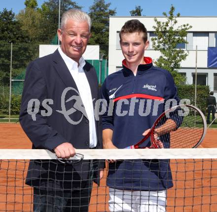 Drei Regionen Jugendspiele. Reinhard Tellian, Tennis, Adrian Kucher. Klagenfurt, am 14.9.2012. Klagenfurt, am 14.9.2012.
Foto: Kuess
---
pressefotos, pressefotografie, kuess, qs, qspictures, sport, bild, bilder, bilddatenbank