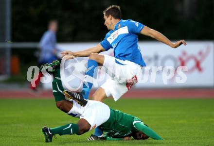 Fussball Regionalliga. VSV gegen SV Wallern. Thomas Pirker, (VSV), Harrison Kennedy (Wallern). Villach, 20.8.2012.
Foto: Kuess
---
pressefotos, pressefotografie, kuess, qs, qspictures, sport, bild, bilder, bilddatenbank