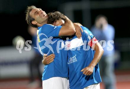 Fussball Regionalliga. VSV gegen SV Wallern. Torjubel Michael Kirisits, Marco Reich (VSV).. Villach, 20.8.2012.
Foto: Kuess
---
pressefotos, pressefotografie, kuess, qs, qspictures, sport, bild, bilder, bilddatenbank