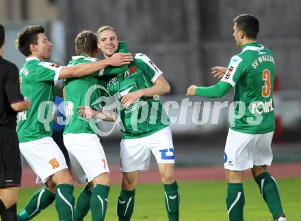 Fussball Regionalliga. VSV gegen SV Wallern. Torjubel Philipp Haselgruber (Wallern). Villach, 20.8.2012.
Foto: Kuess
---
pressefotos, pressefotografie, kuess, qs, qspictures, sport, bild, bilder, bilddatenbank