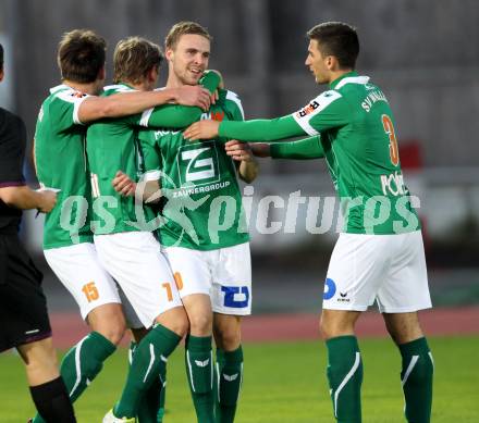 Fussball Regionalliga. VSV gegen SV Wallern. Torjubel Philipp Haselgruber (Wallern). Villach, 20.8.2012.
Foto: Kuess
---
pressefotos, pressefotografie, kuess, qs, qspictures, sport, bild, bilder, bilddatenbank